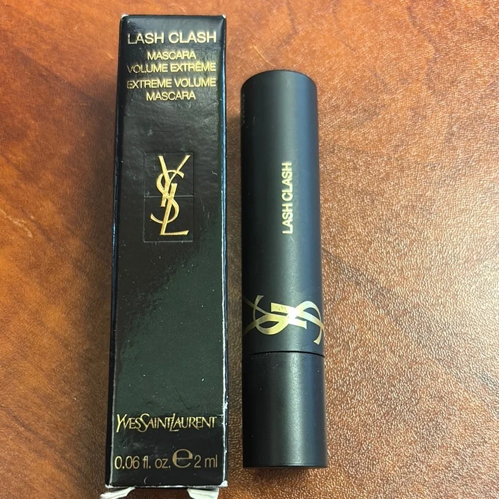 Yves Saint Laurent Lash Clash Mascara in Black and Gold